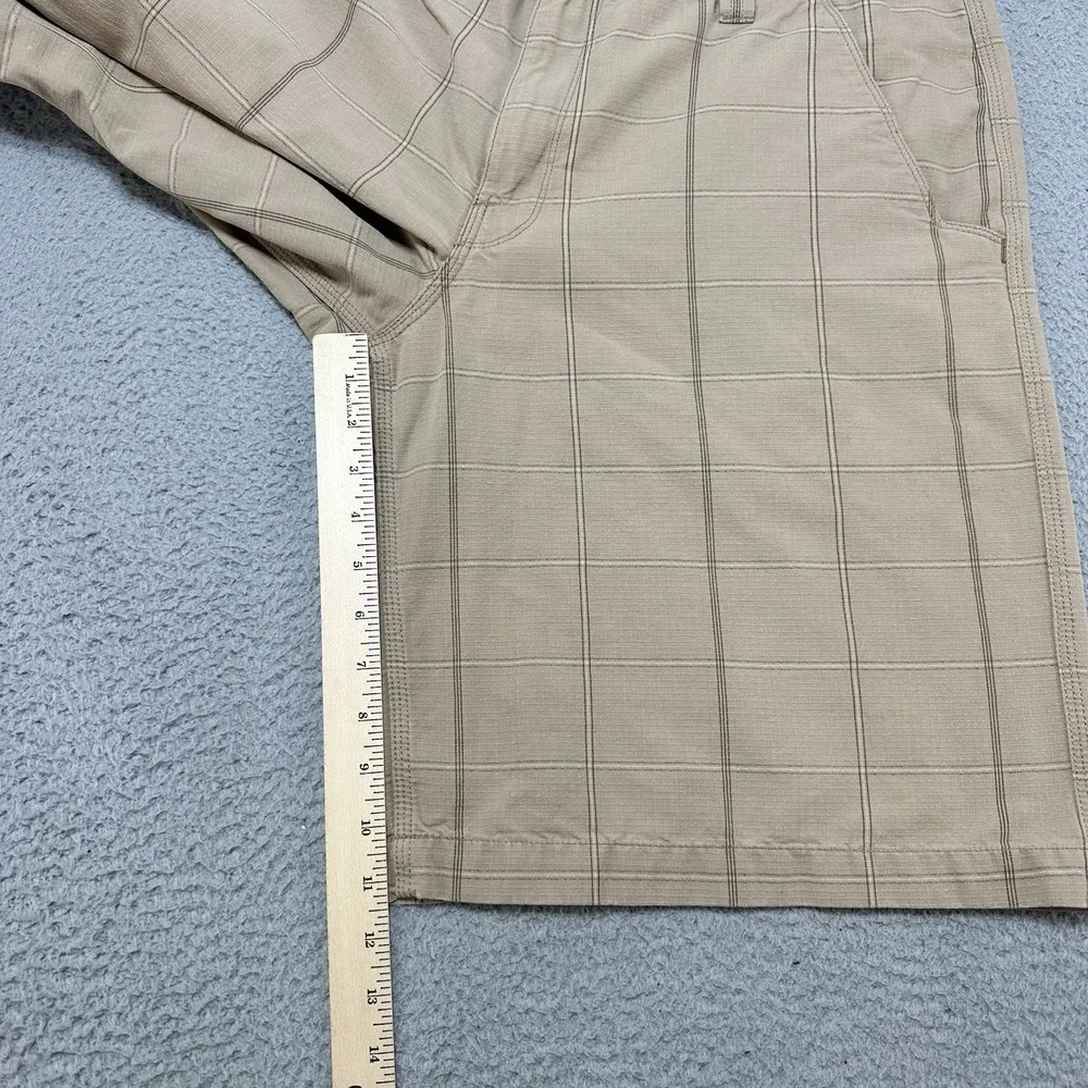 NORTH FACE Shorts Mens 38 Beige Plaid‎ Performance Outdoor Hiking Stretch Beach